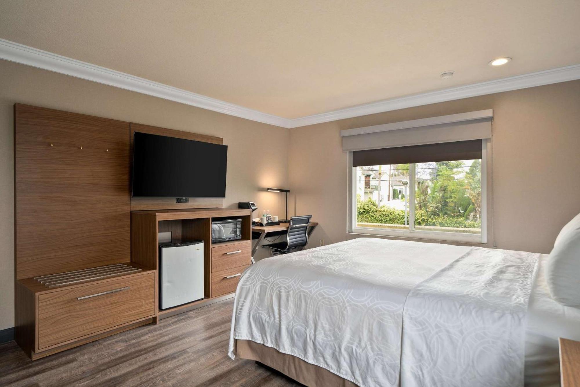 Best Western Plus Newport Mesa Inn Costa Mesa Exterior foto