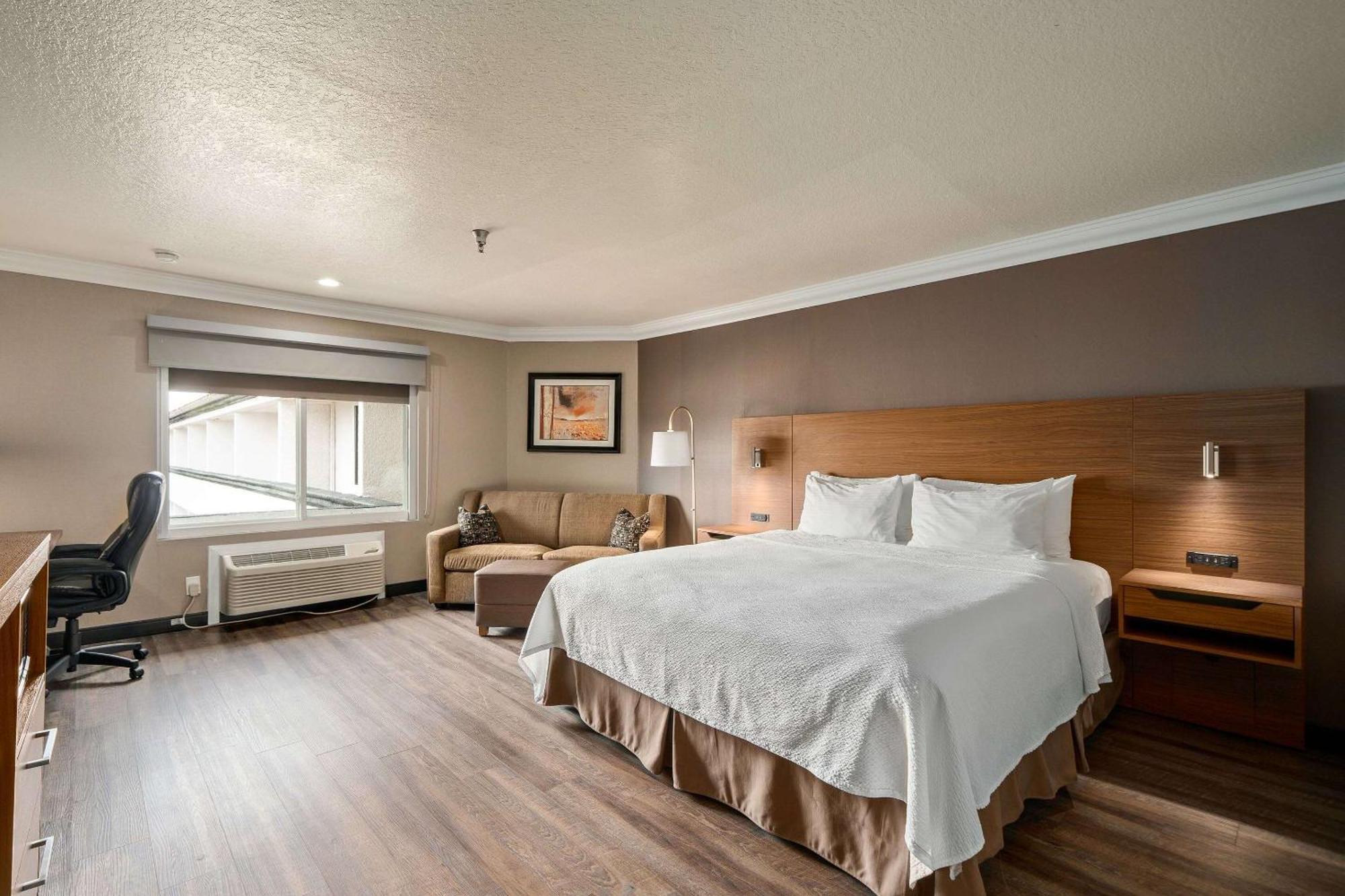 Best Western Plus Newport Mesa Inn Costa Mesa Exterior foto