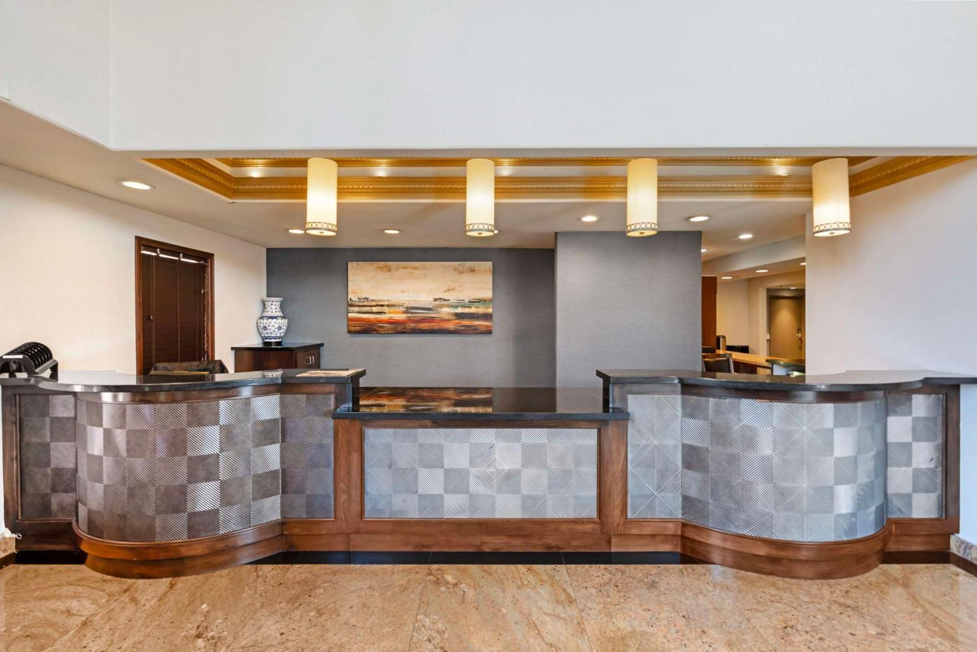 Best Western Plus Newport Mesa Inn Costa Mesa Exterior foto