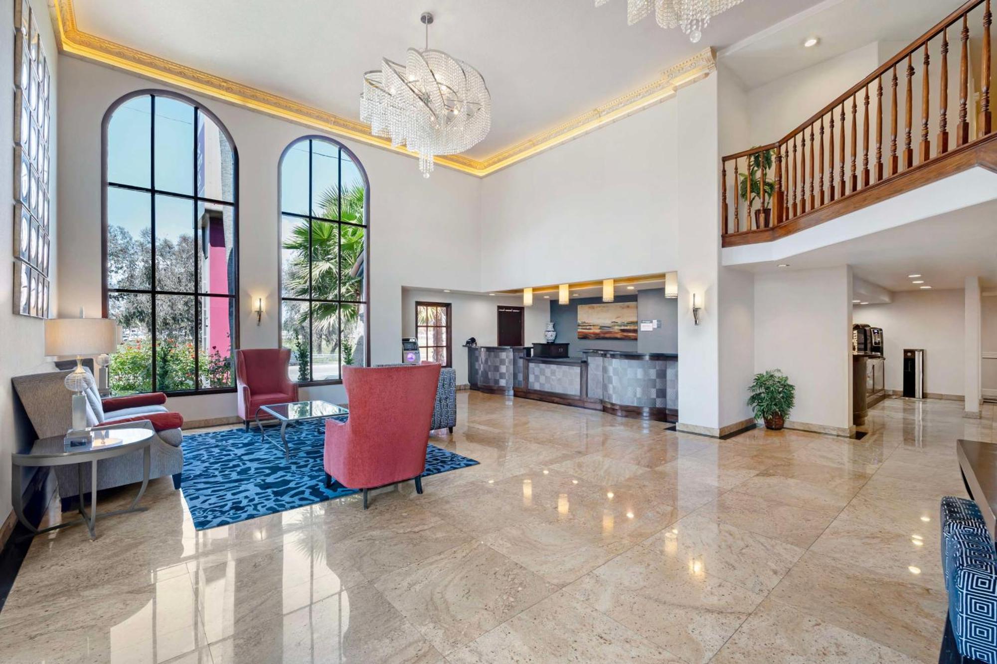 Best Western Plus Newport Mesa Inn Costa Mesa Exterior foto